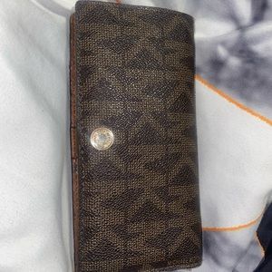 Brown Michael kors wallet